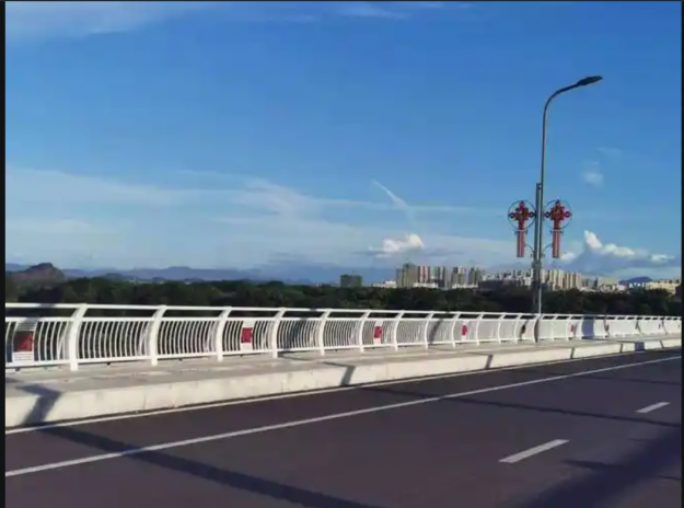 橋梁防撞護(hù)欄